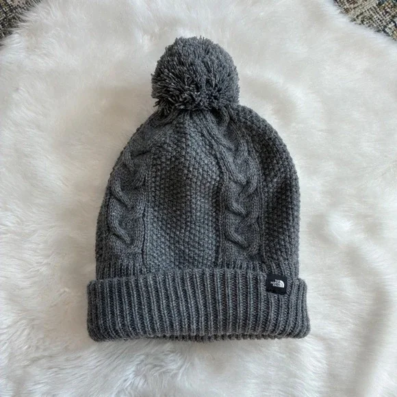 The North Face Womens Grey Cable Knit Fleece Lined Pom Beanie Hat One Size - Picture 1 of 7